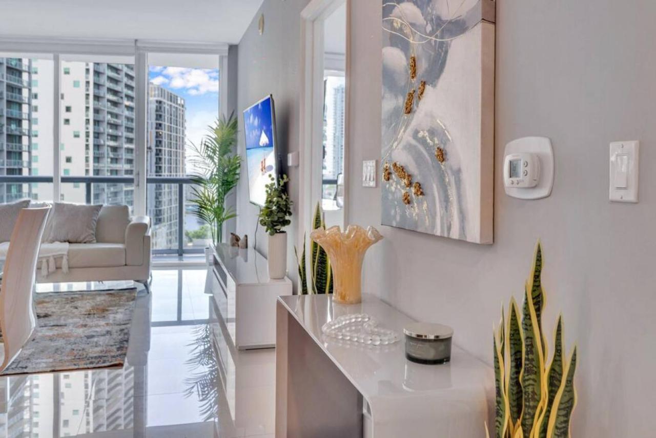 Modern 1 Bed Icon Brickell With Amazing Views Appartement *