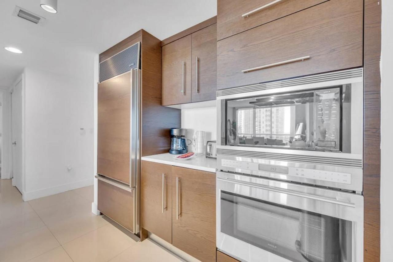 Modern 1 Bed Icon Brickell With Amazing Views Appartement